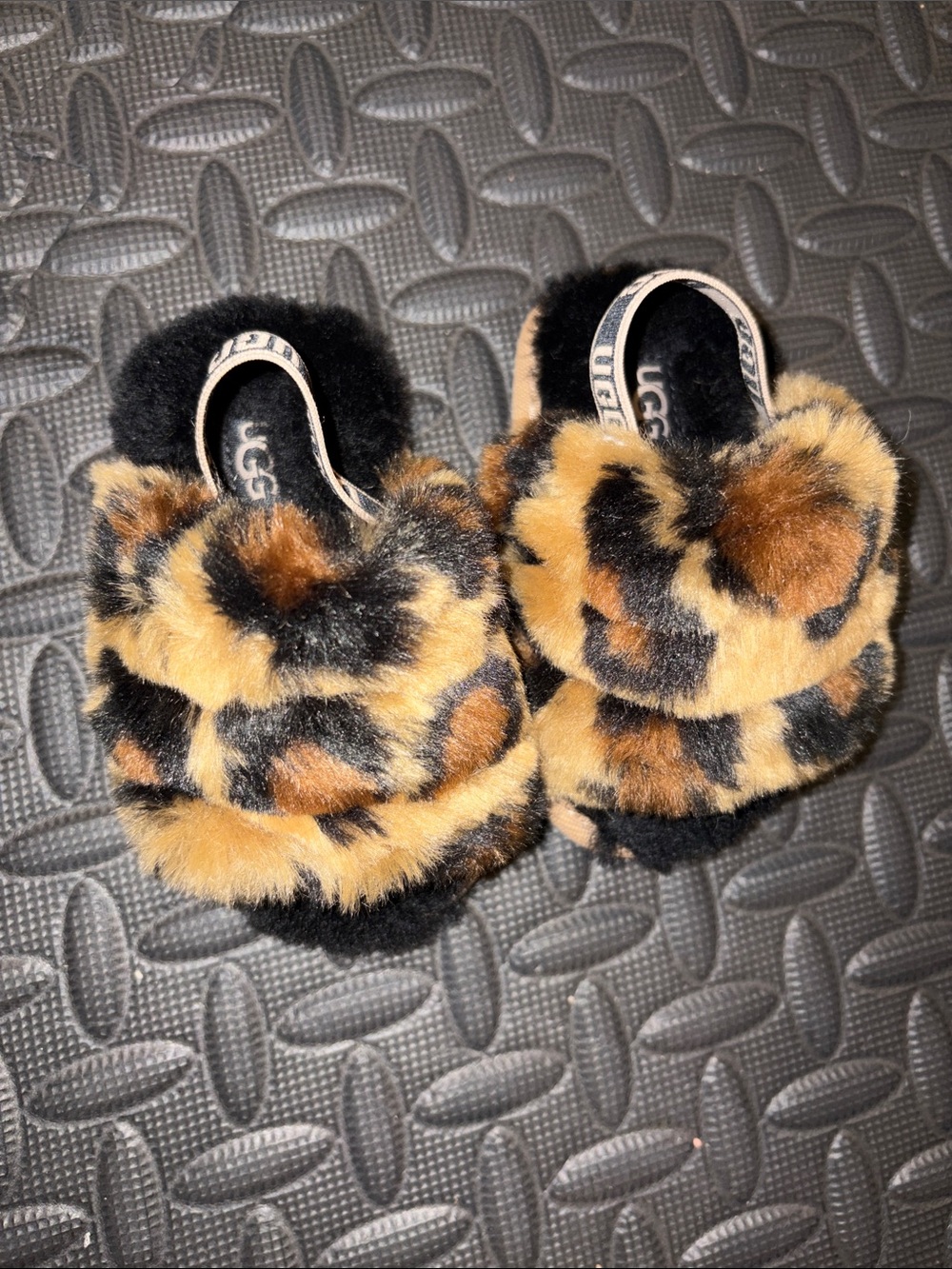 UGG Kids Leopard Print Faux Fur Slide Slippers - Tan/Black/Brown